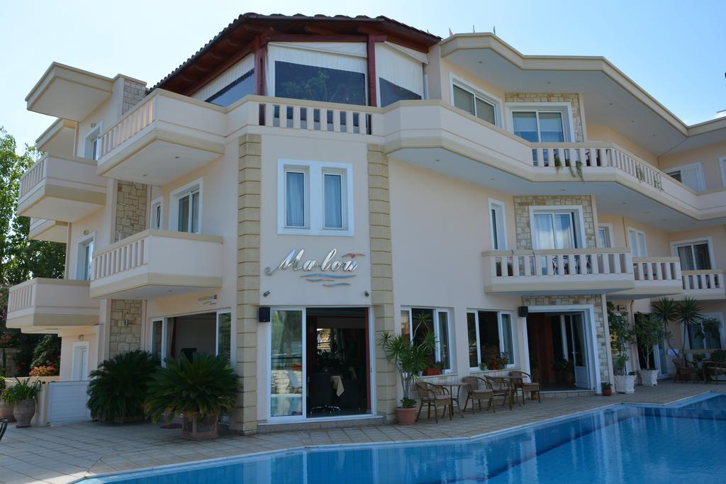 Malou Apartments คาโตดารัตโซ ห้อง รูปภาพ