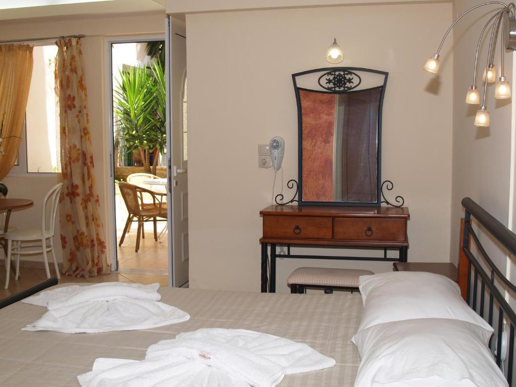 Malou Apartments คาโตดารัตโซ ภายนอก รูปภาพ