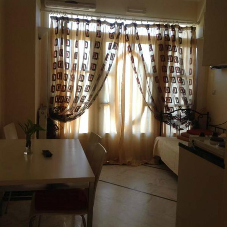 Malou Apartments คาโตดารัตโซ ภายนอก รูปภาพ
